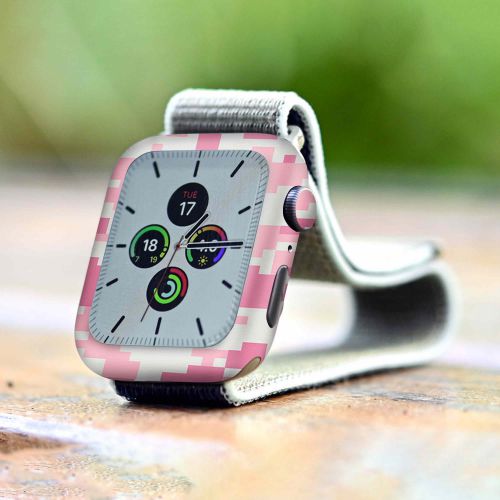 Apple_Watch 5 (40mm)_Army_Pink_Pixel_4